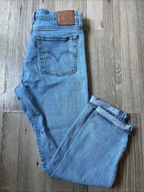 Levi’s wedgie crop jean/28